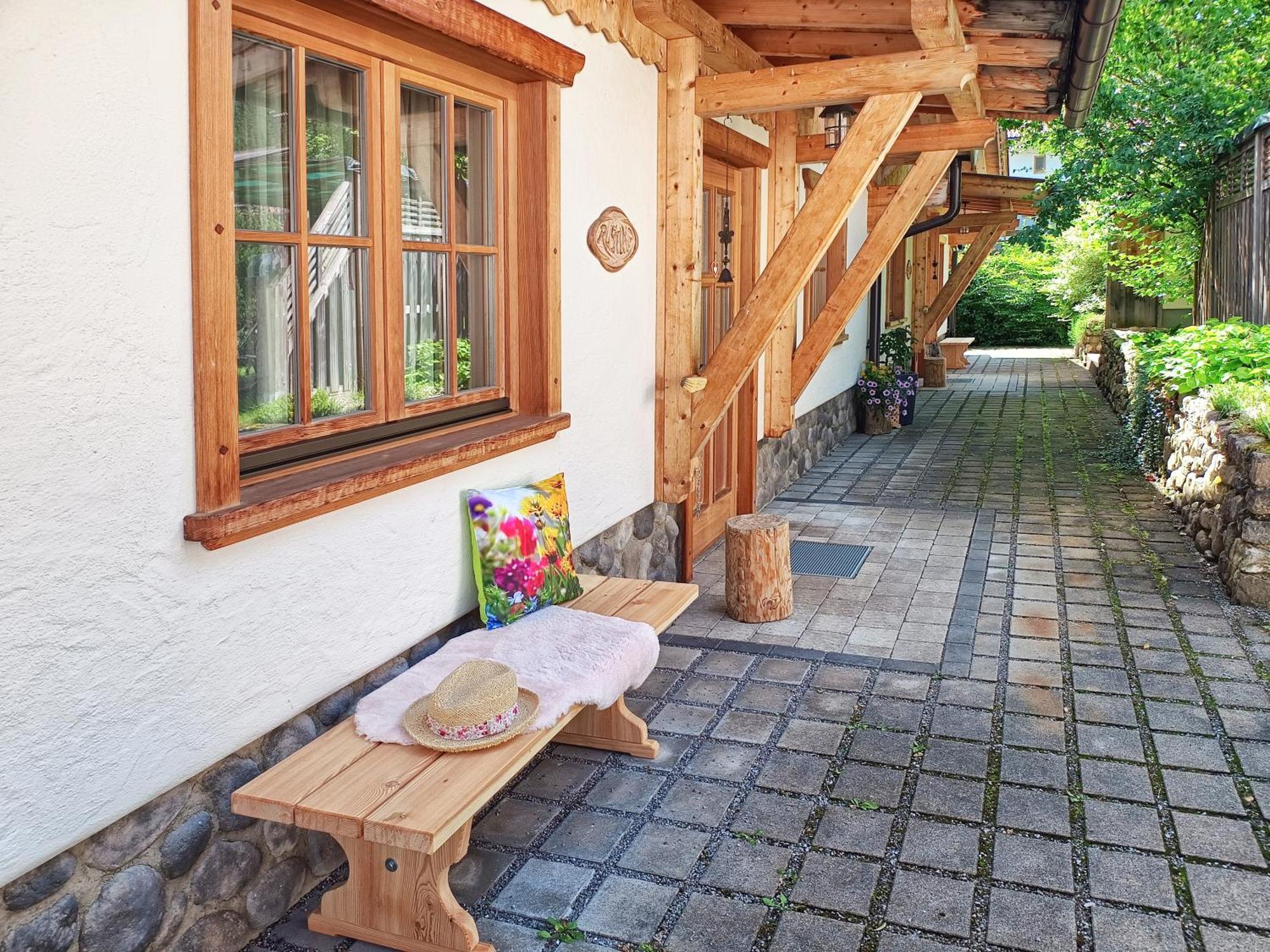 Luxury Chalets Wiesenruh Bichlbach Exterior foto