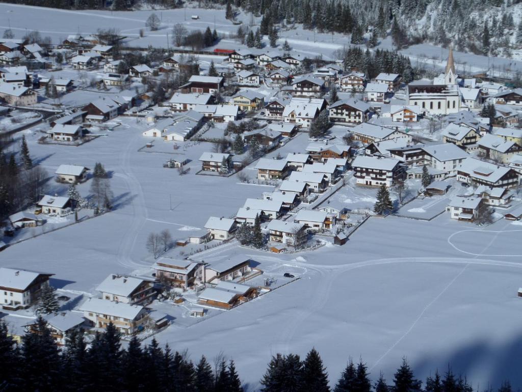 Luxury Chalets Wiesenruh Bichlbach Exterior foto